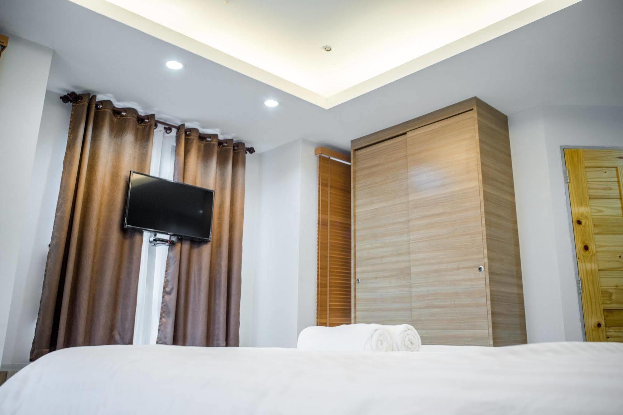 Calivefornia 2016 Hotel Chiang Rai Ngoại thất bức ảnh
