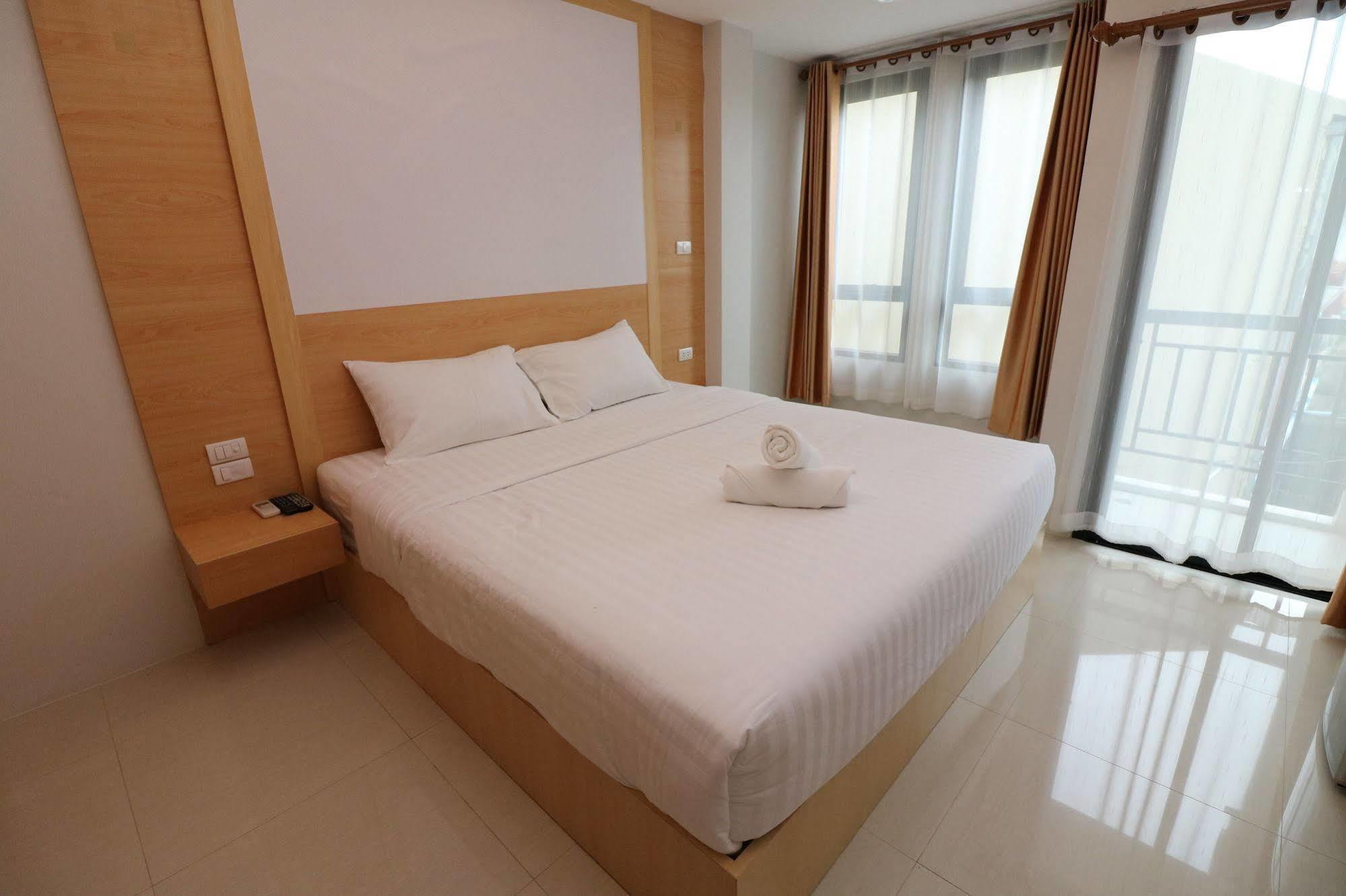 Calivefornia 2016 Hotel Chiang Rai Ngoại thất bức ảnh