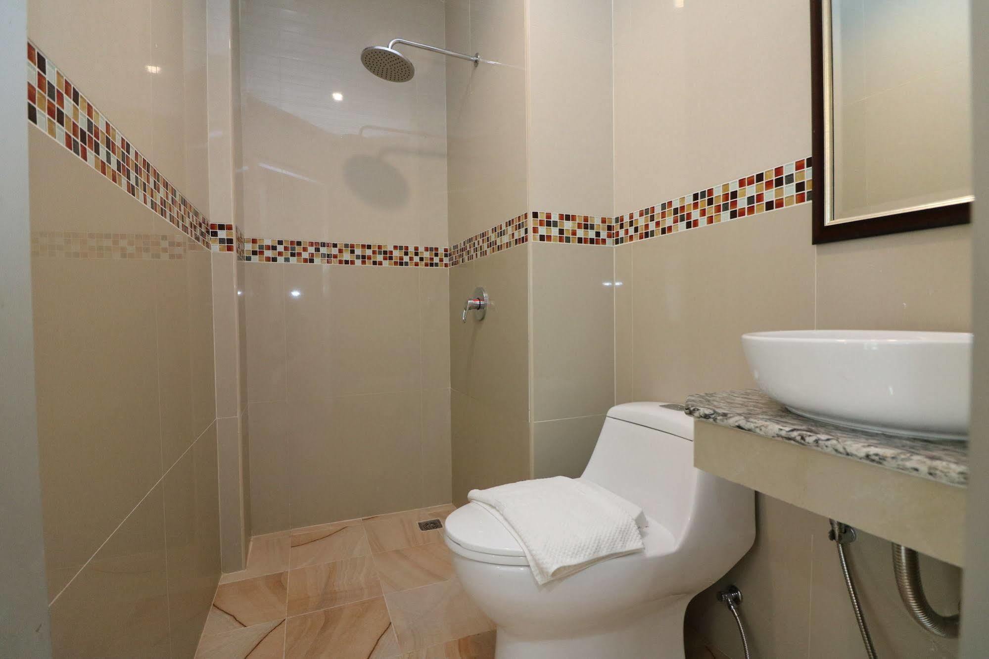 Calivefornia 2016 Hotel Chiang Rai Ngoại thất bức ảnh