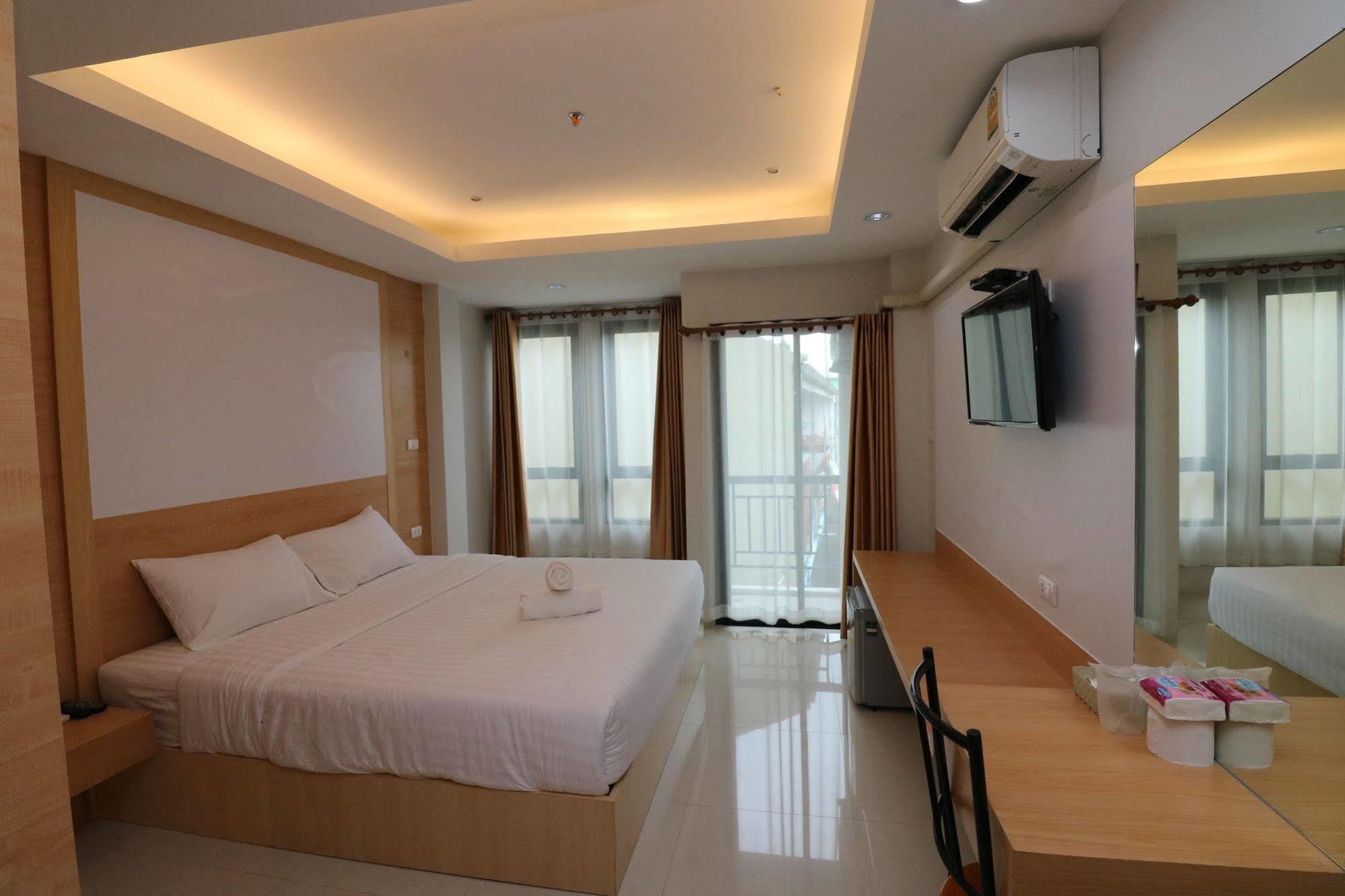 Calivefornia 2016 Hotel Chiang Rai Ngoại thất bức ảnh