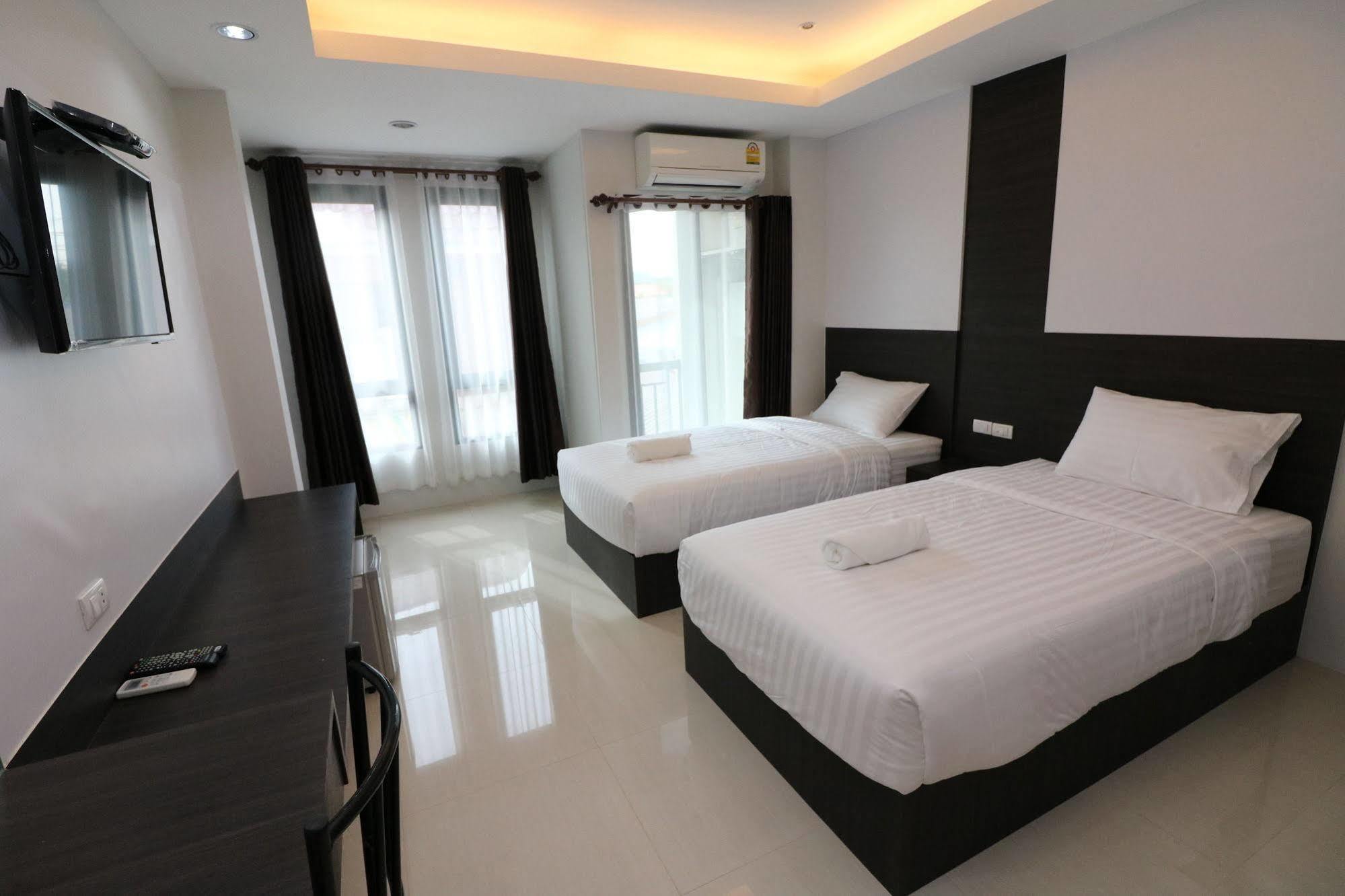 Calivefornia 2016 Hotel Chiang Rai Ngoại thất bức ảnh