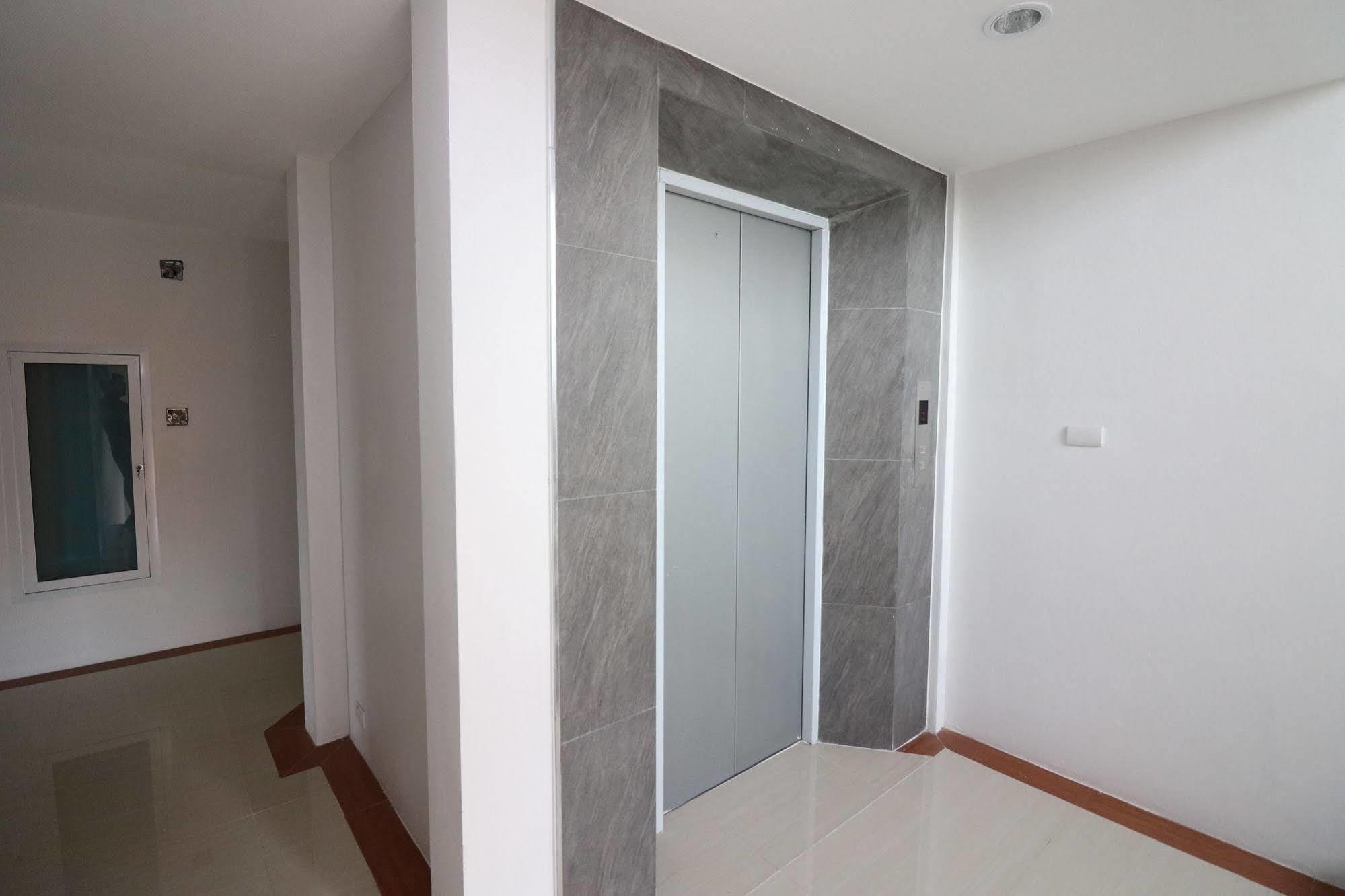 Calivefornia 2016 Hotel Chiang Rai Ngoại thất bức ảnh